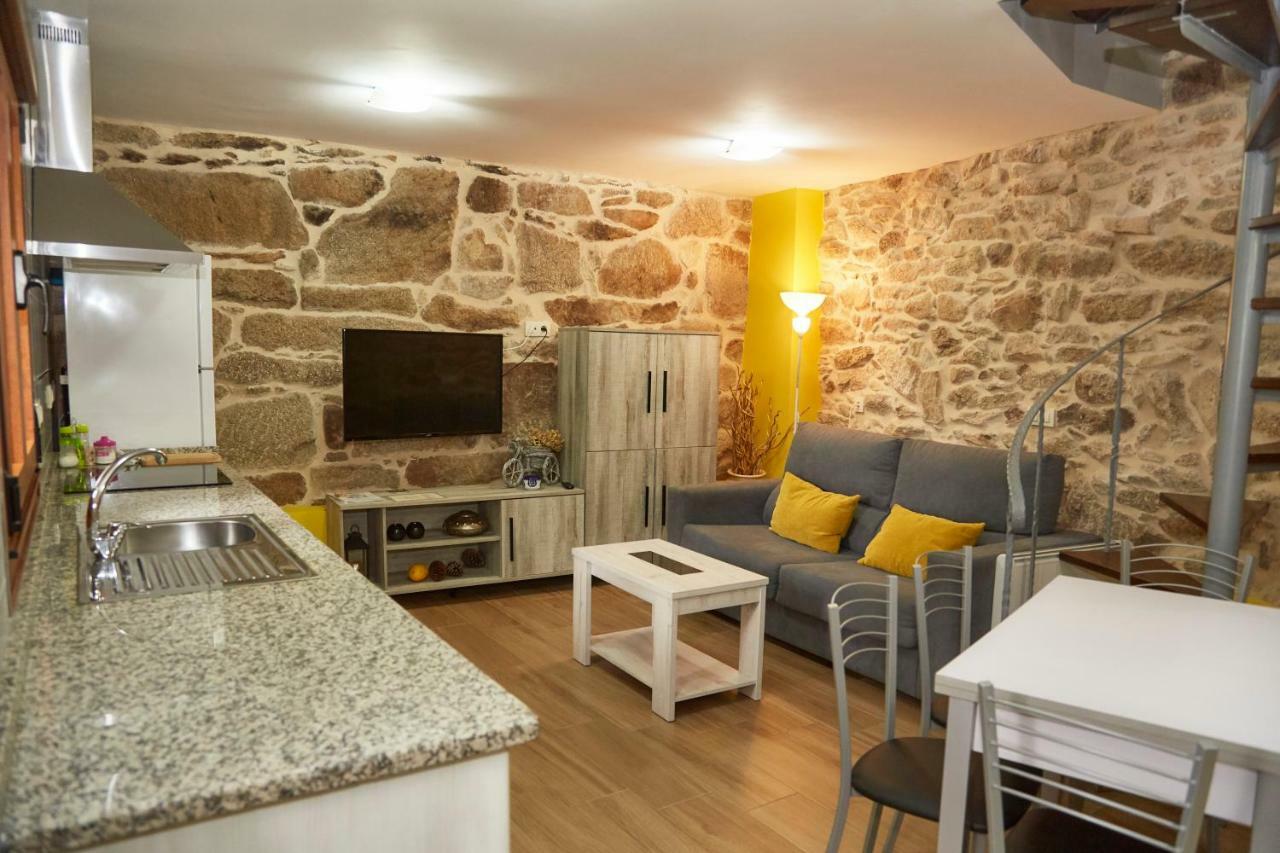 A Cucada Apartment Sabariz Bagian luar foto