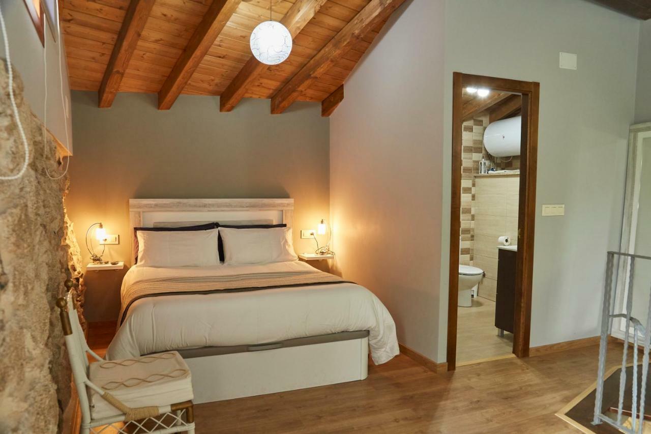 A Cucada Apartment Sabariz Bagian luar foto